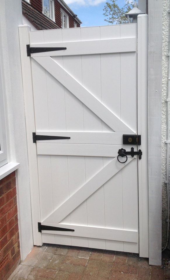 PVC Gates Plastic Gates PVC Side Gates PVC Gates Plastic Gates