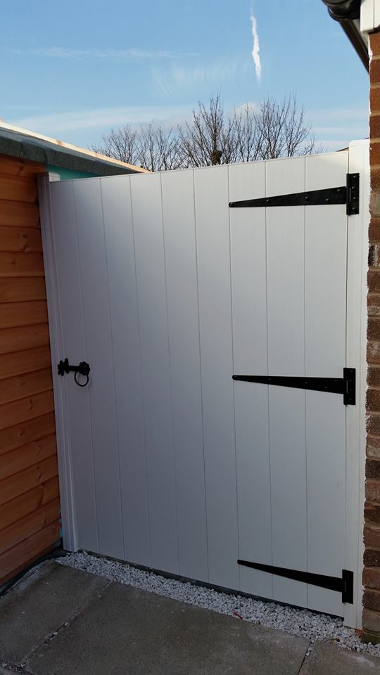 PVC Gates Plastic Gates PVC Side Gates PVC Gates Plastic Gates